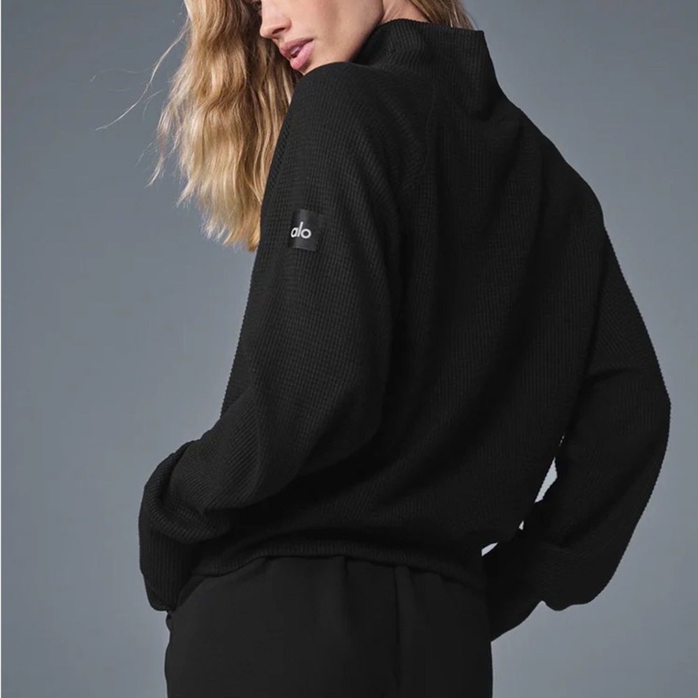 ALO Yoga waffle weekend escape sweater and pant set